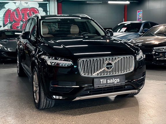 Volvo XC90 4 of 5