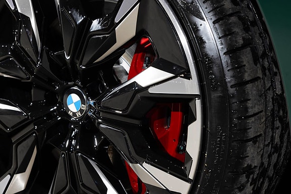 BMW i5 16 of 30