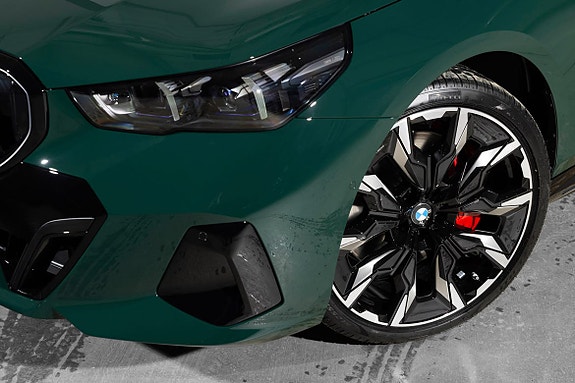 BMW i5 8 of 30