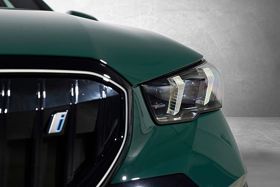 BMW i5 5 of 5