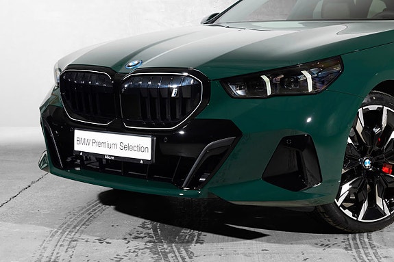 BMW i5 7 of 30
