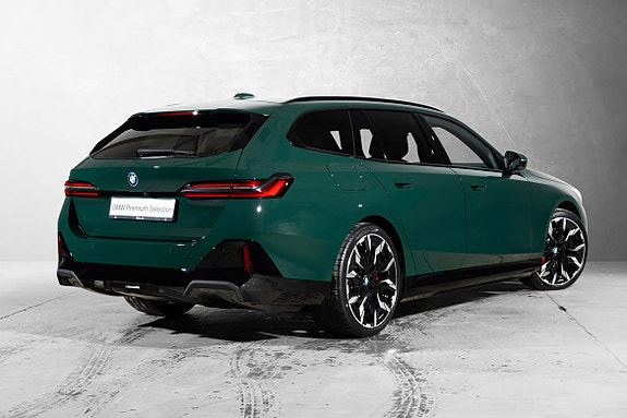 BMW i5 2 of 5