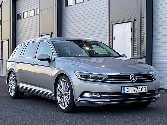 Volkswagen Passat 5 of 21