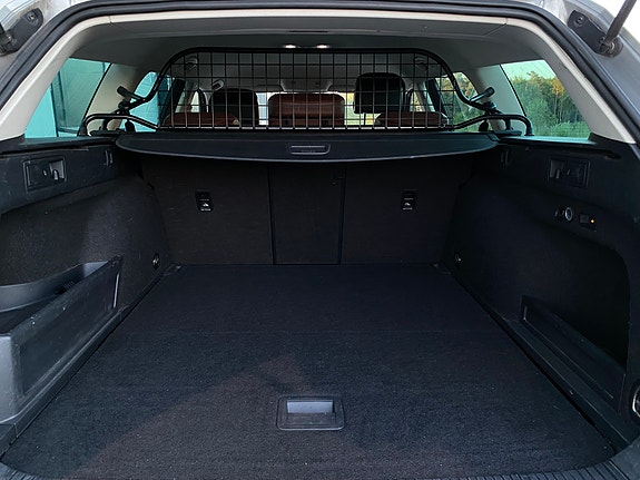 Volkswagen Passat 19 of 21