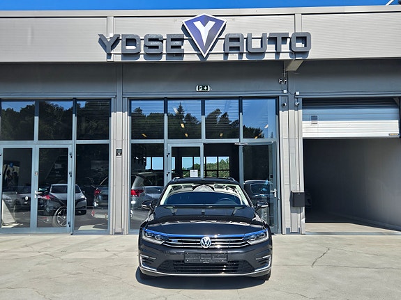 Volkswagen Passat 5 of 15