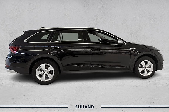 Skoda Octavia Scout 5 of 5