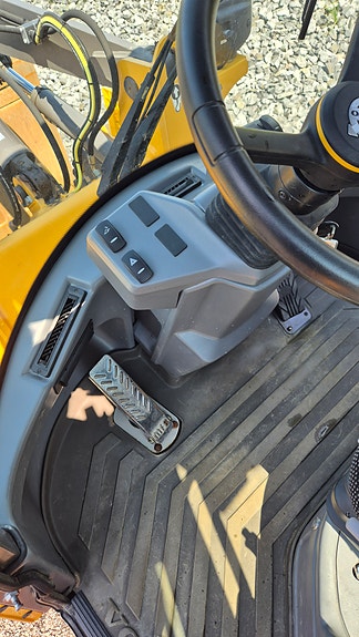 Volvo L30 HS 5 of 10