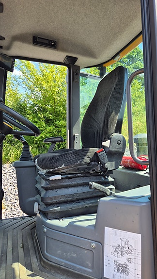 Volvo L30 HS 7 of 10