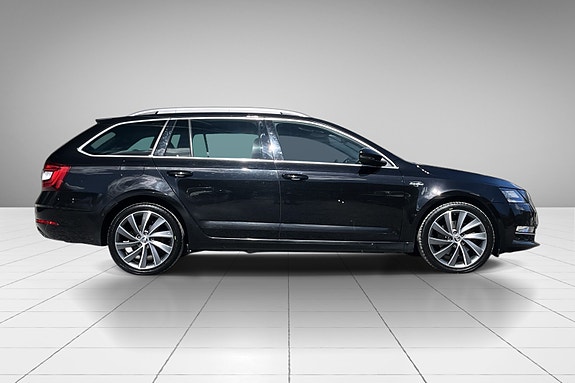 Skoda Octavia 5 of 5