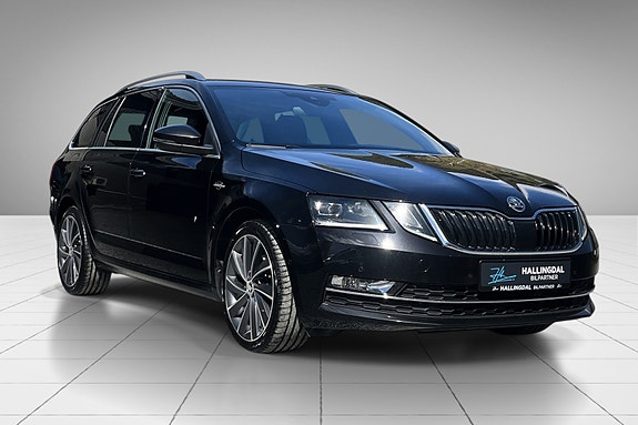Skoda Octavia 3 of 5