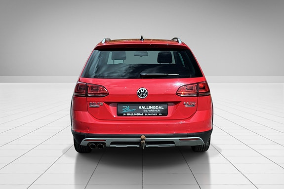 Volkswagen Golf Alltrack 5 of 5