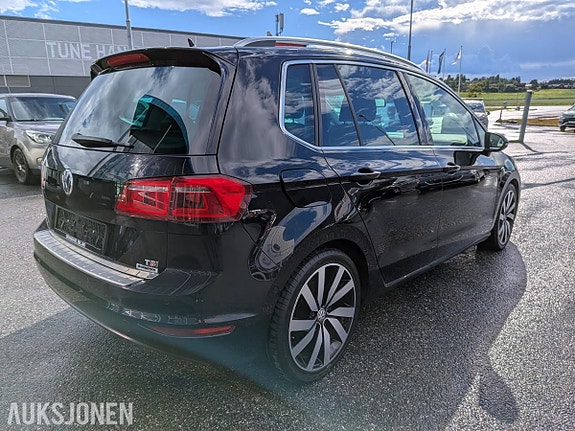 Volkswagen Golf Sportsvan 5 of 5