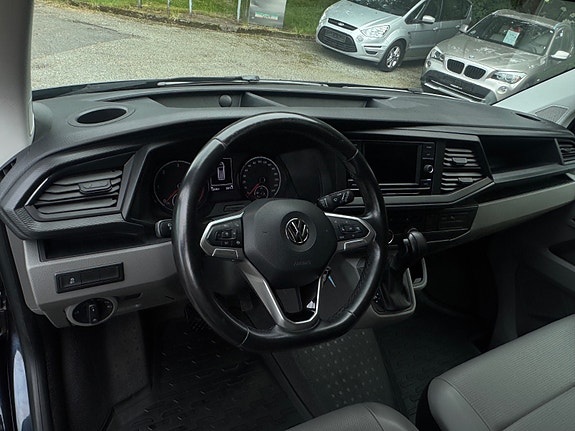 Volkswagen Transporter 23 of 30