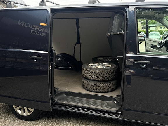 Volkswagen Transporter 28 of 30
