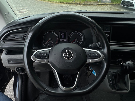 Volkswagen Transporter 11 of 30