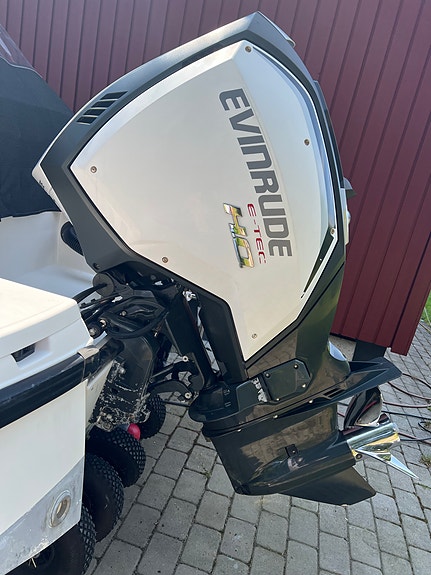 Fin Nordkapp 605 Noblesse Evinrude 150 Hk H.O G2 2018 modell 11 of 14
