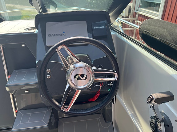 Fin Nordkapp 605 Noblesse Evinrude 150 Hk H.O G2 2018 modell 5 of 14