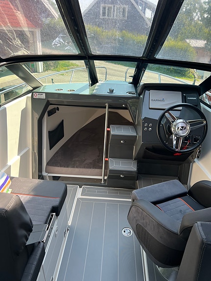 Fin Nordkapp 605 Noblesse Evinrude 150 Hk H.O G2 2018 modell 12 of 14