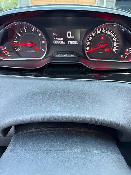 Peugeot 208 20 of 30