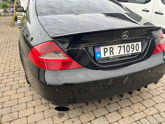 Mercedes-Benz CLS350 5 of 5
