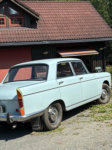 Peugeot 404 1966 photo 3