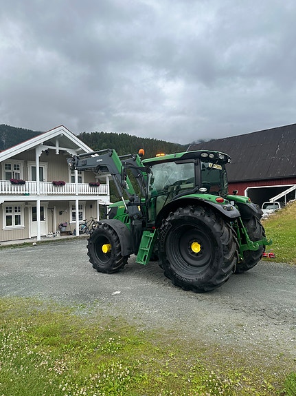 John Deere 6125R 50km 14 of 29