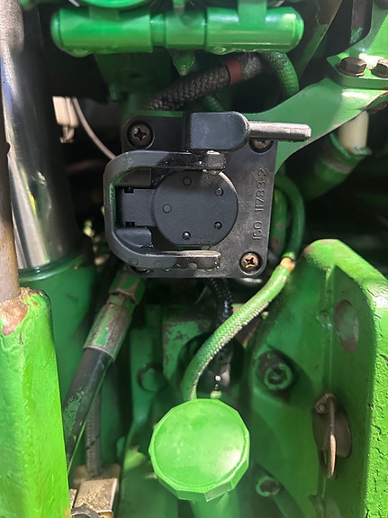 John Deere 6125R 50km 21 of 29