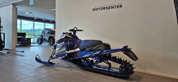 Yamaha Mountain Max 2 of 10
