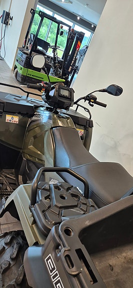Polaris Sportsman 570 6X6 4 of 5