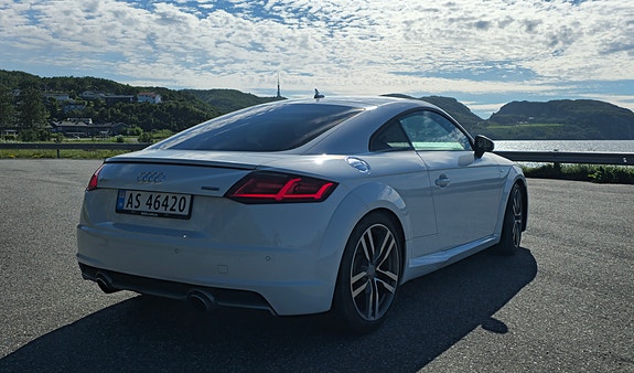 Audi TT 4 of 20