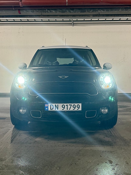 MINI Countryman Cooper SD 3 of 5