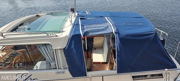 1988 Nimbus 2600 3 of 5