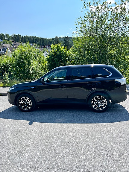 Mitsubishi Outlander 9 of 30
