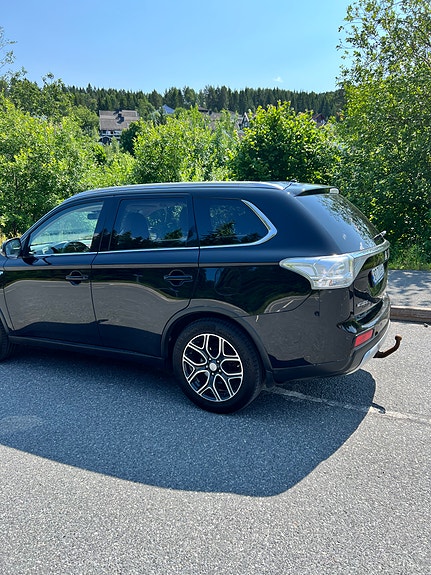 Mitsubishi Outlander 8 of 30