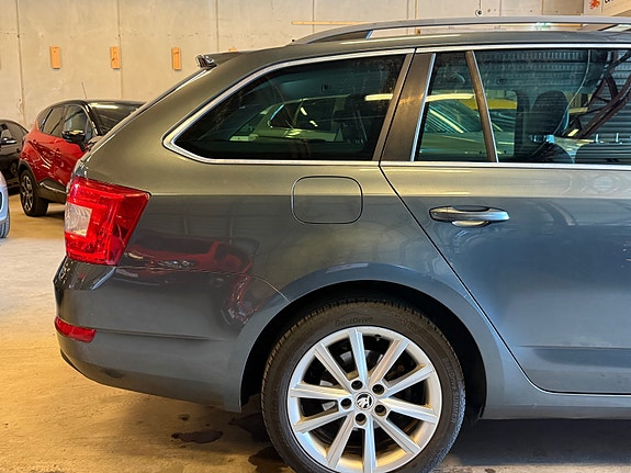 Skoda Octavia 5 of 5