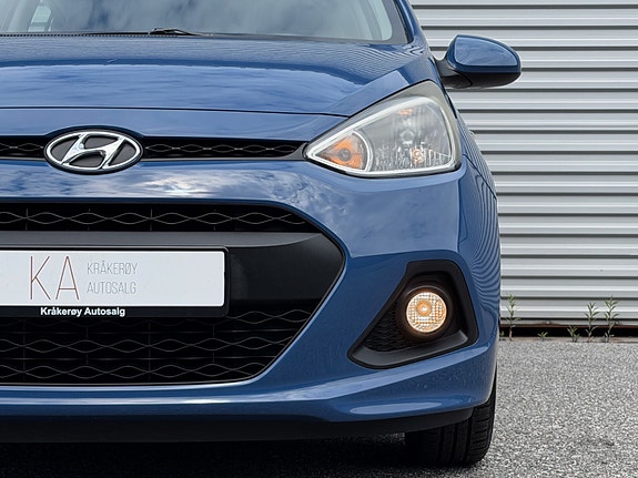 Hyundai i10 4 of 5