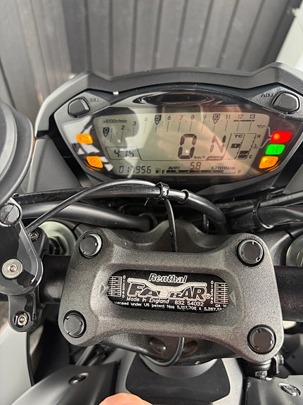 Suzuki GSX-S 1000 8 of 14