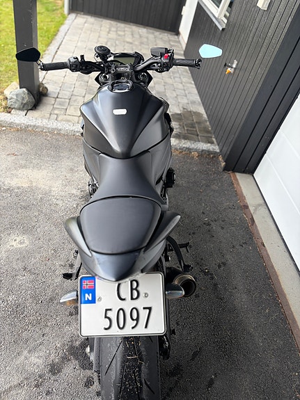 Suzuki GSX-S 1000 7 of 14