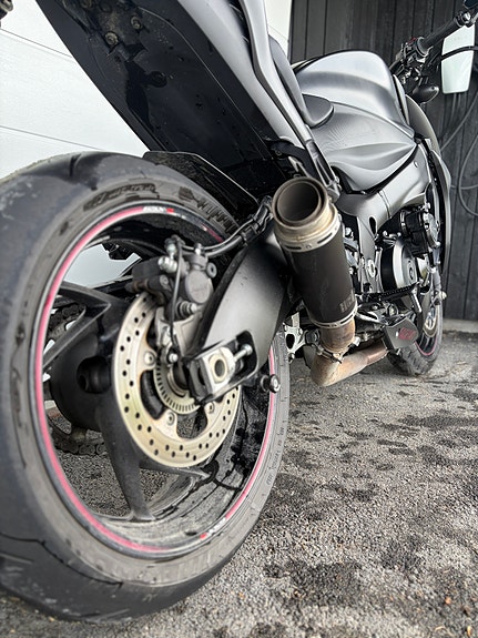 Suzuki GSX-S 1000 9 of 14