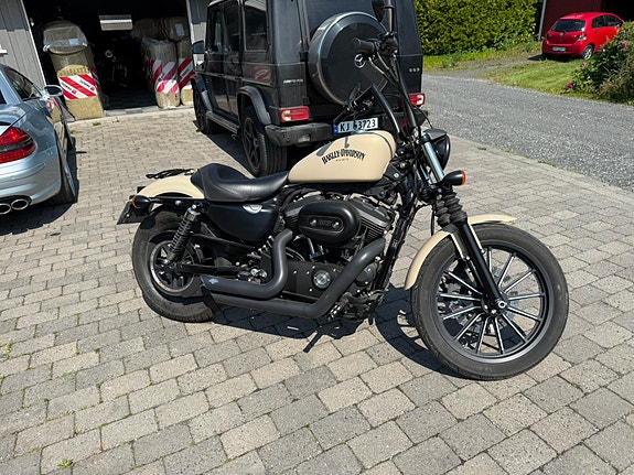 Harley-Davidson XL 883N Iron 2 of 6