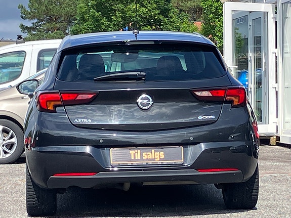 Opel Astra 2 of 5