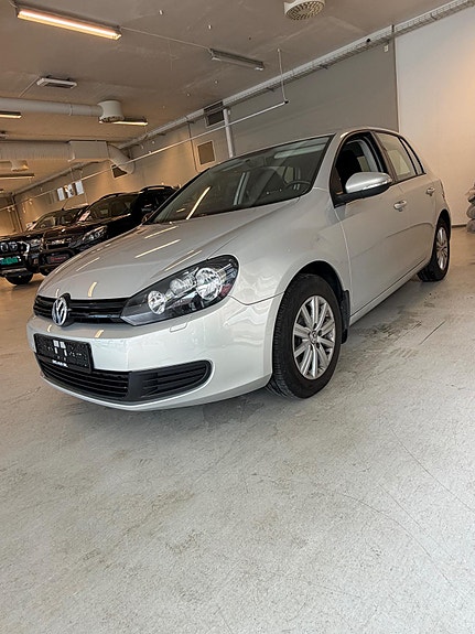 Volkswagen Golf 3 of 5