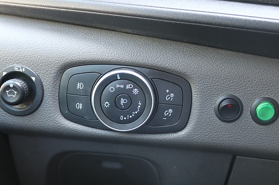 Ford Transit 18 of 21