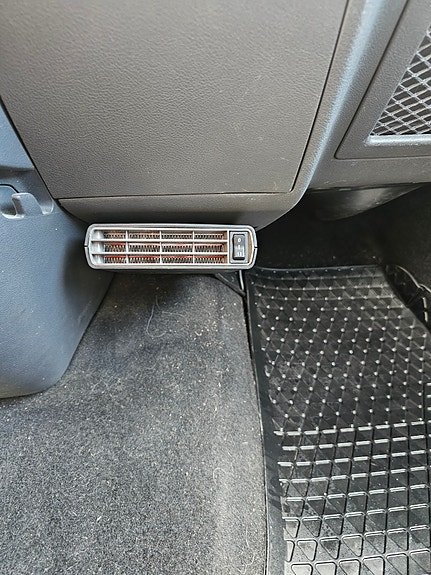 Volkswagen Caravelle 23 of 25