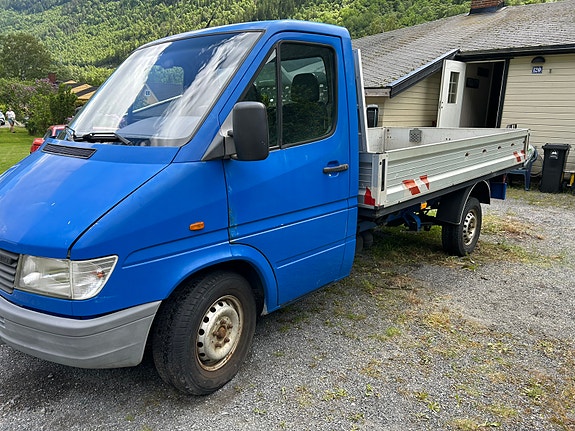 Mercedes-Benz Sprinter 312 photo 3
