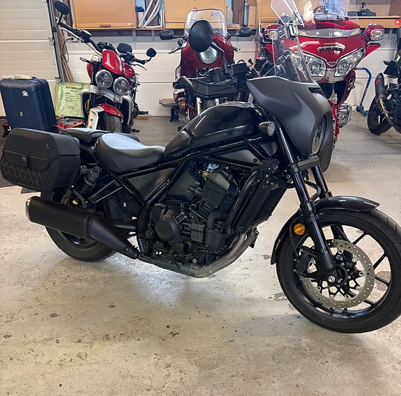 Honda CMX 1100 Rebel 6 of 11