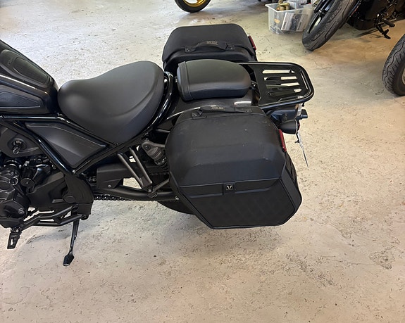 Honda CMX 1100 Rebel 4 of 11
