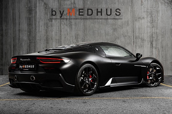 Maserati MC20