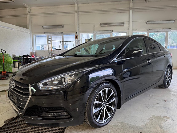 Hyundai i40 2 of 5