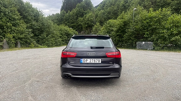 Audi A6 4 of 5